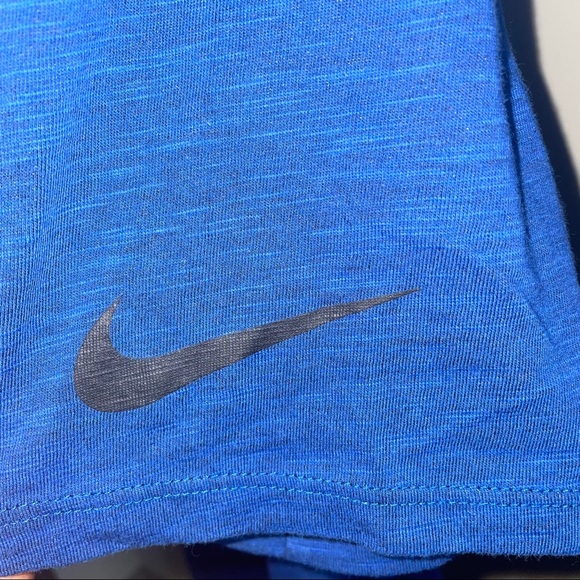 Nike Dry Fit - Picture 3 of 4